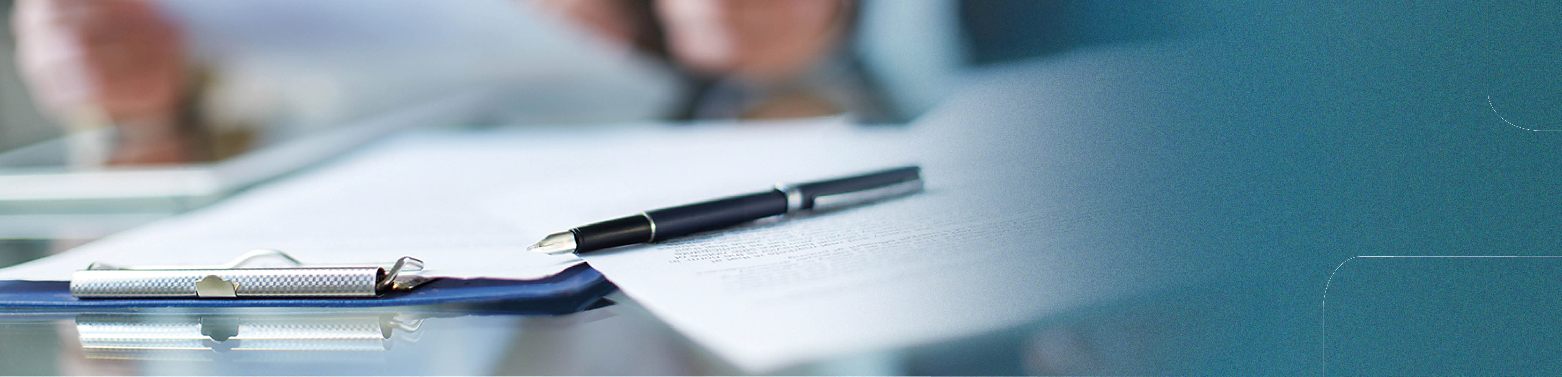 Leyes y Regulaciones