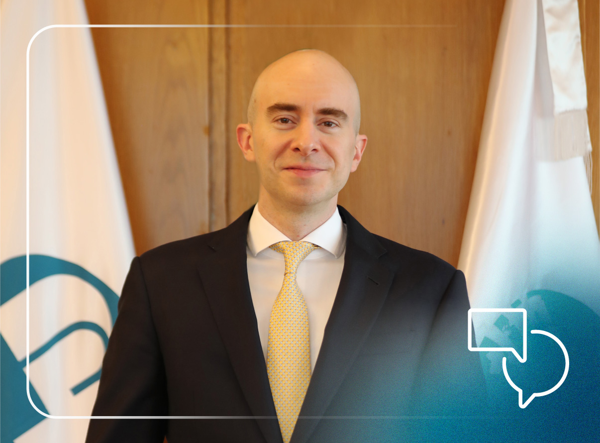 Carlos Torres Rosas, nuevo director general de Nafin y Bancomext Mini